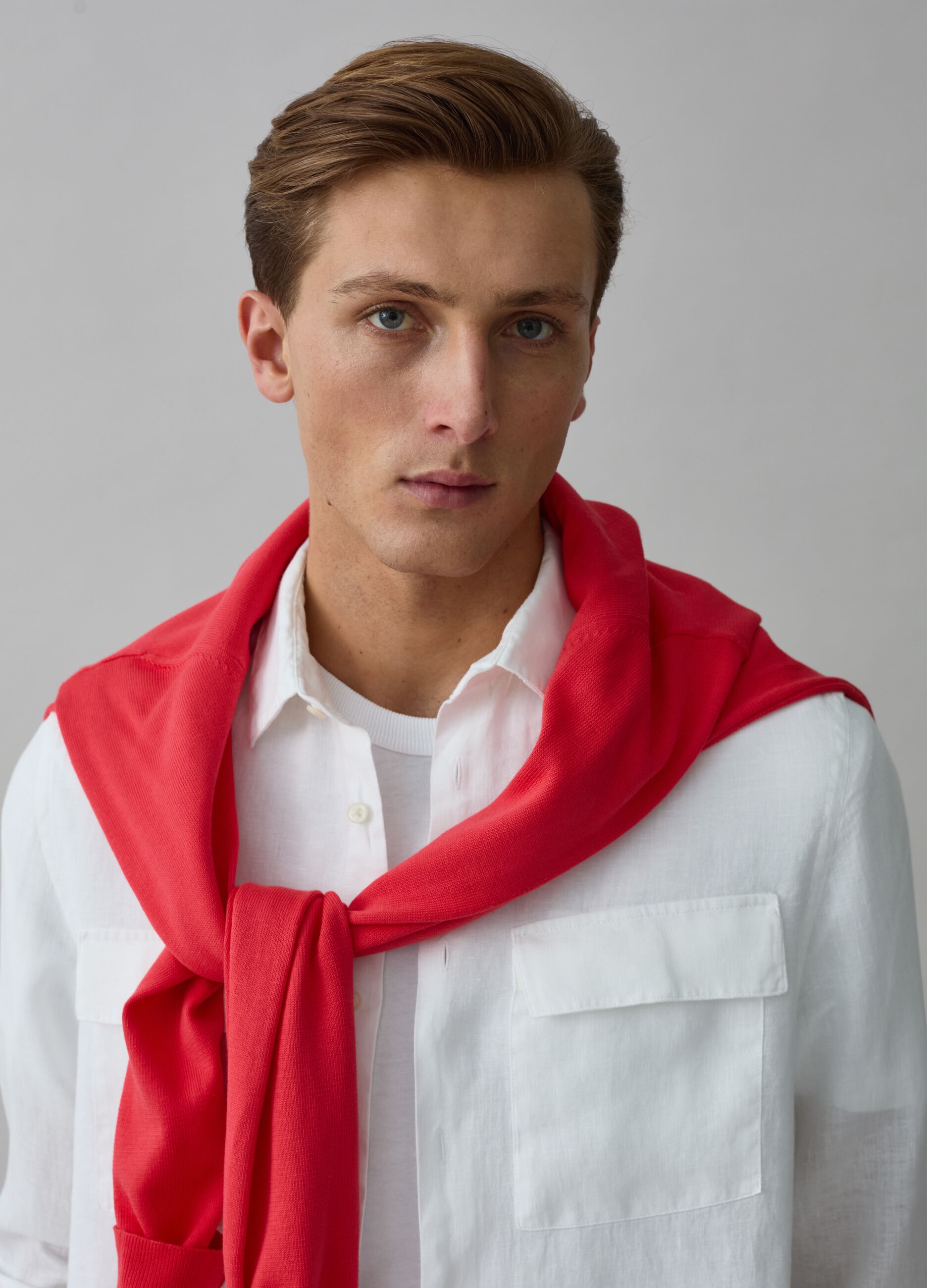 Linen shirt with pockets