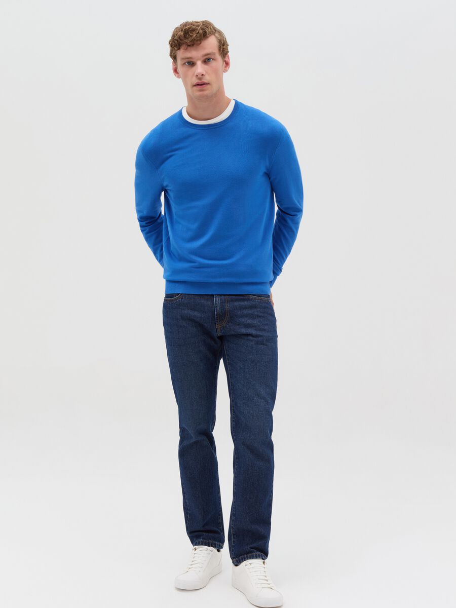 Round neck pullover_1