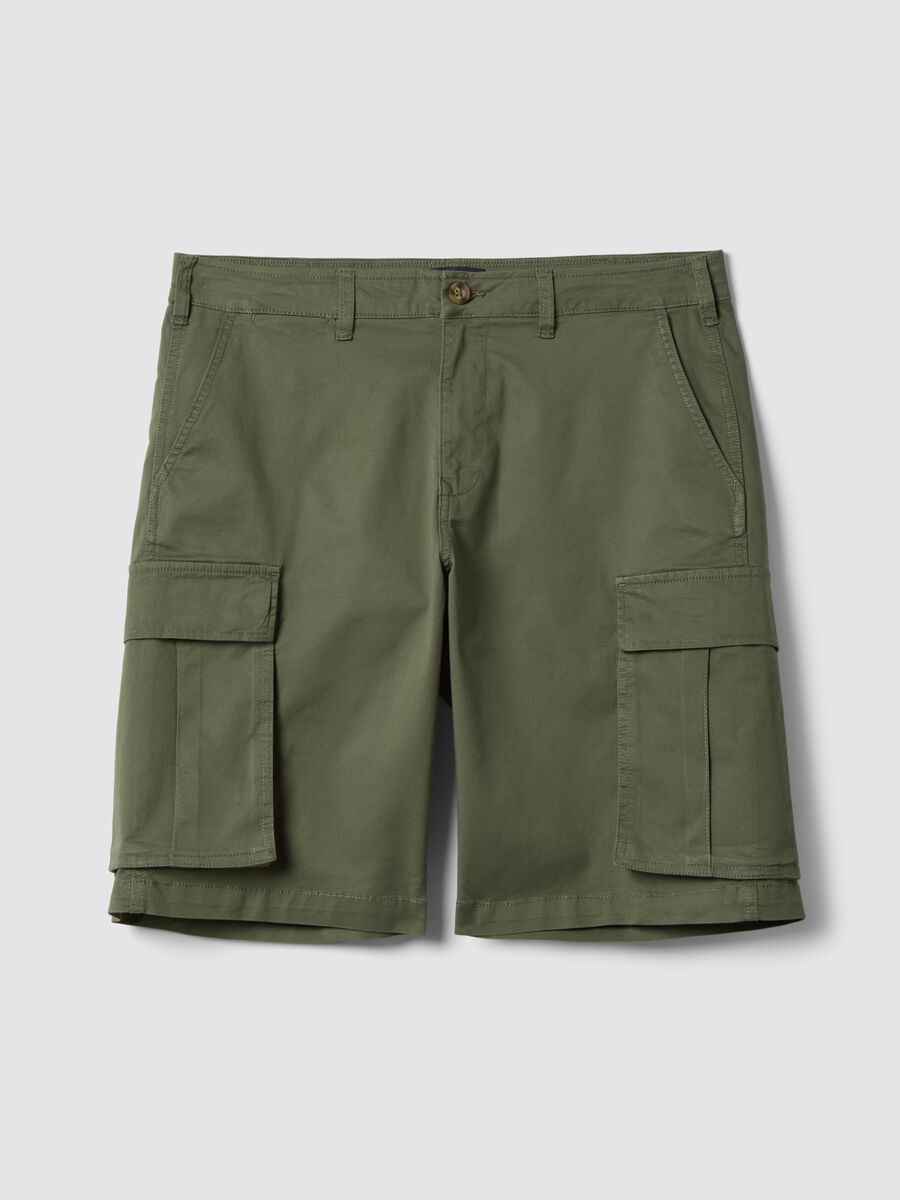 Pantaloncini cargo in cotone elasticizzato verde regular fit_4