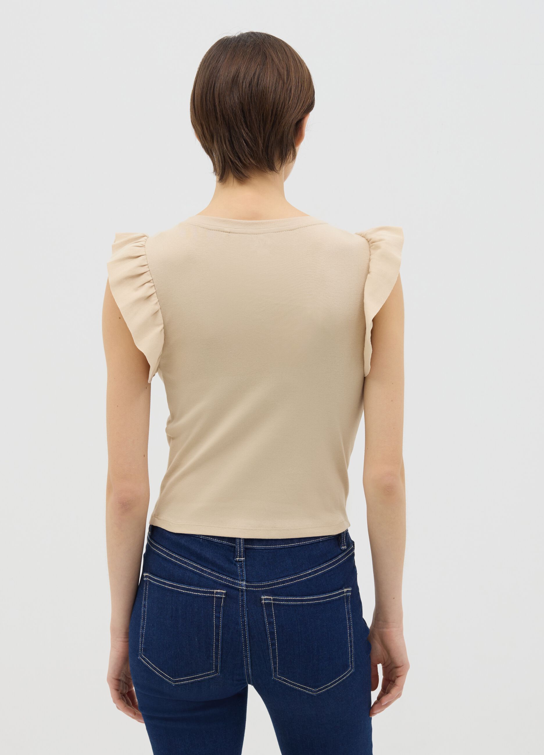 Beige cotton tee with ruched sleeves