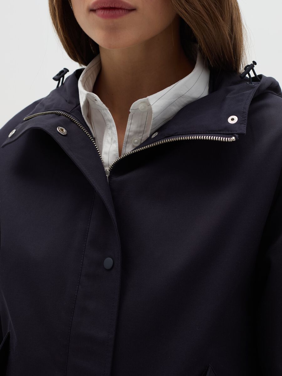 Short jacket with hood_3