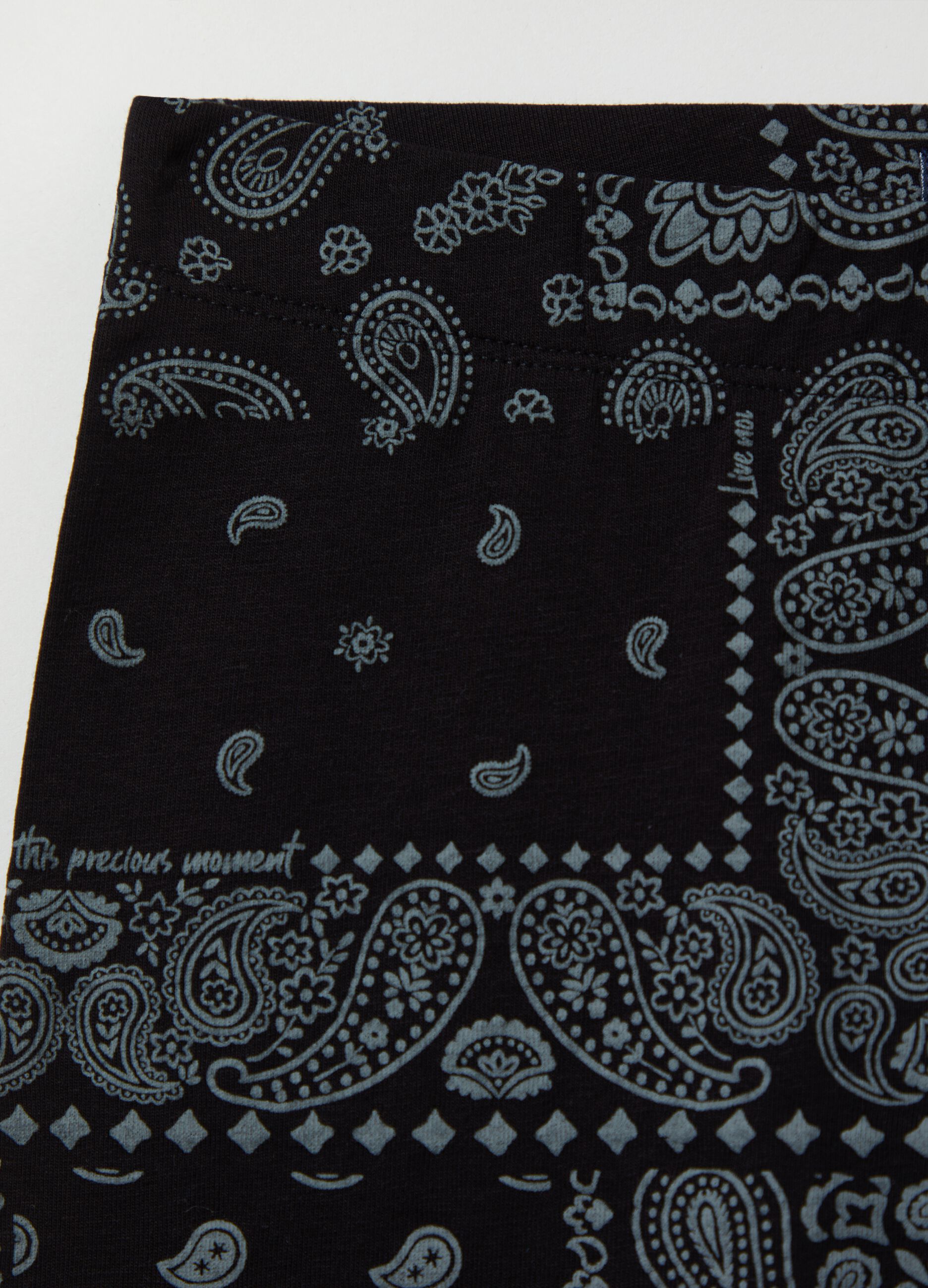 Leggings a tre quarti con stampa paisley_2