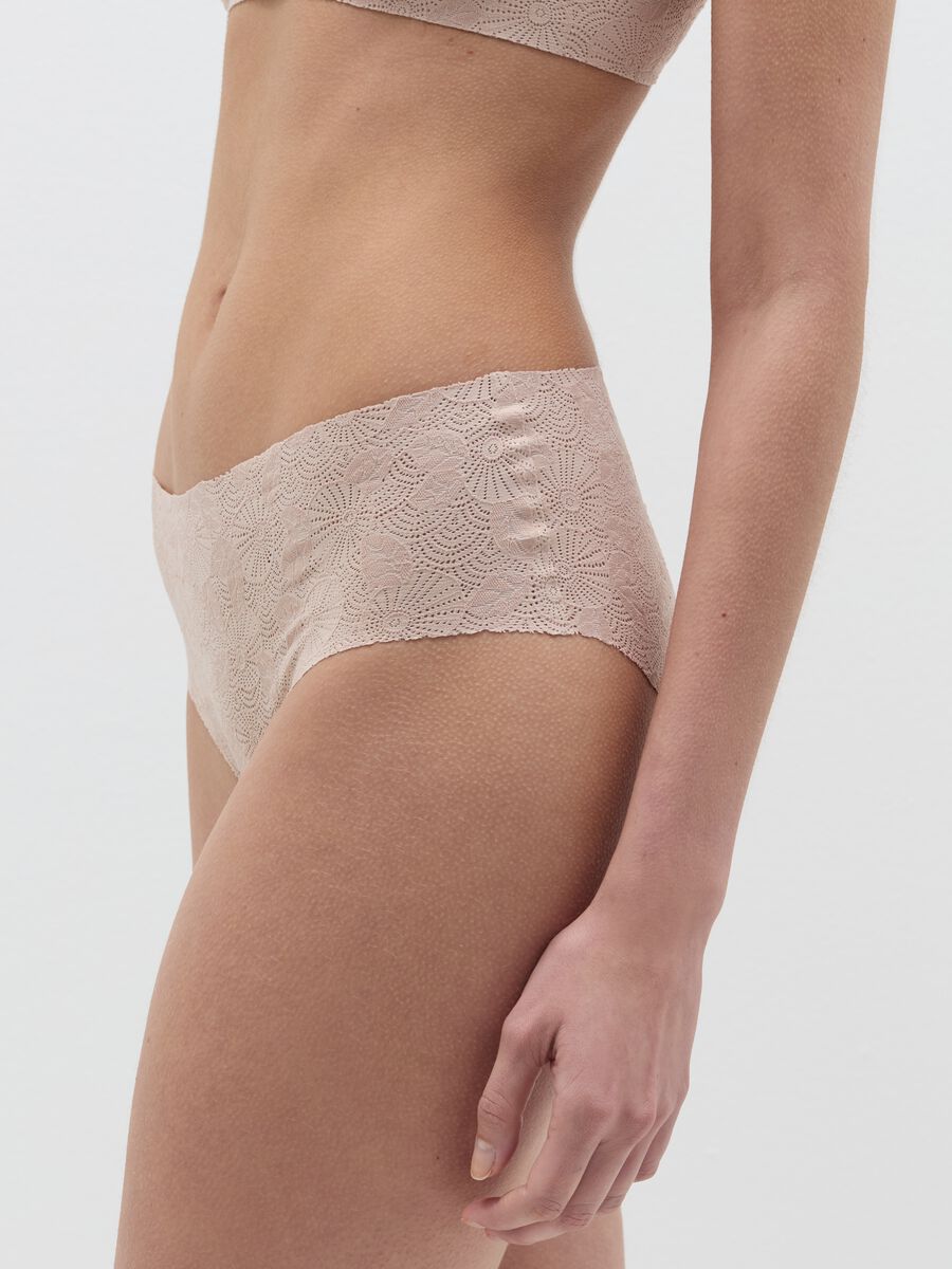 French knickers in lace with geometric motif_3