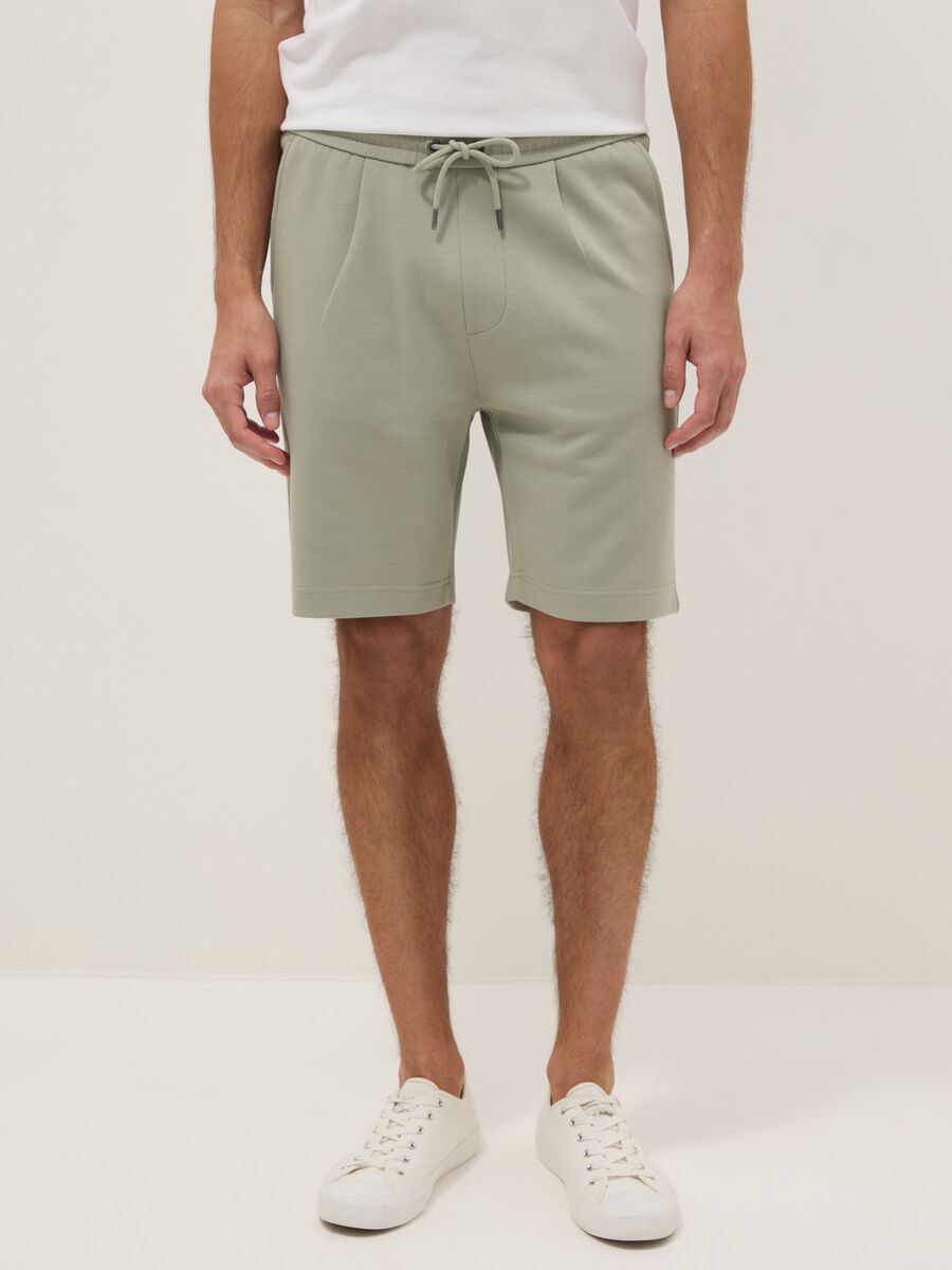 Shorts in puro cotone verde regular fit con coulisse_1