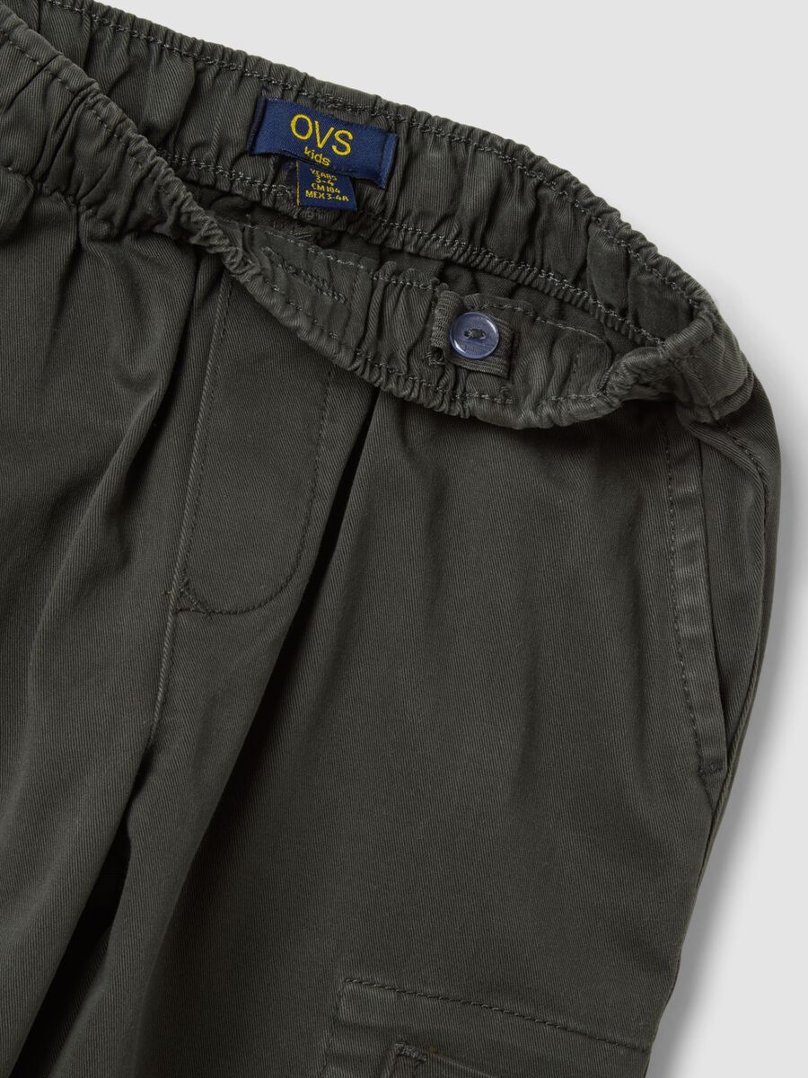 Jogger grigi in cotone elasticizzato con tasche cargo_3