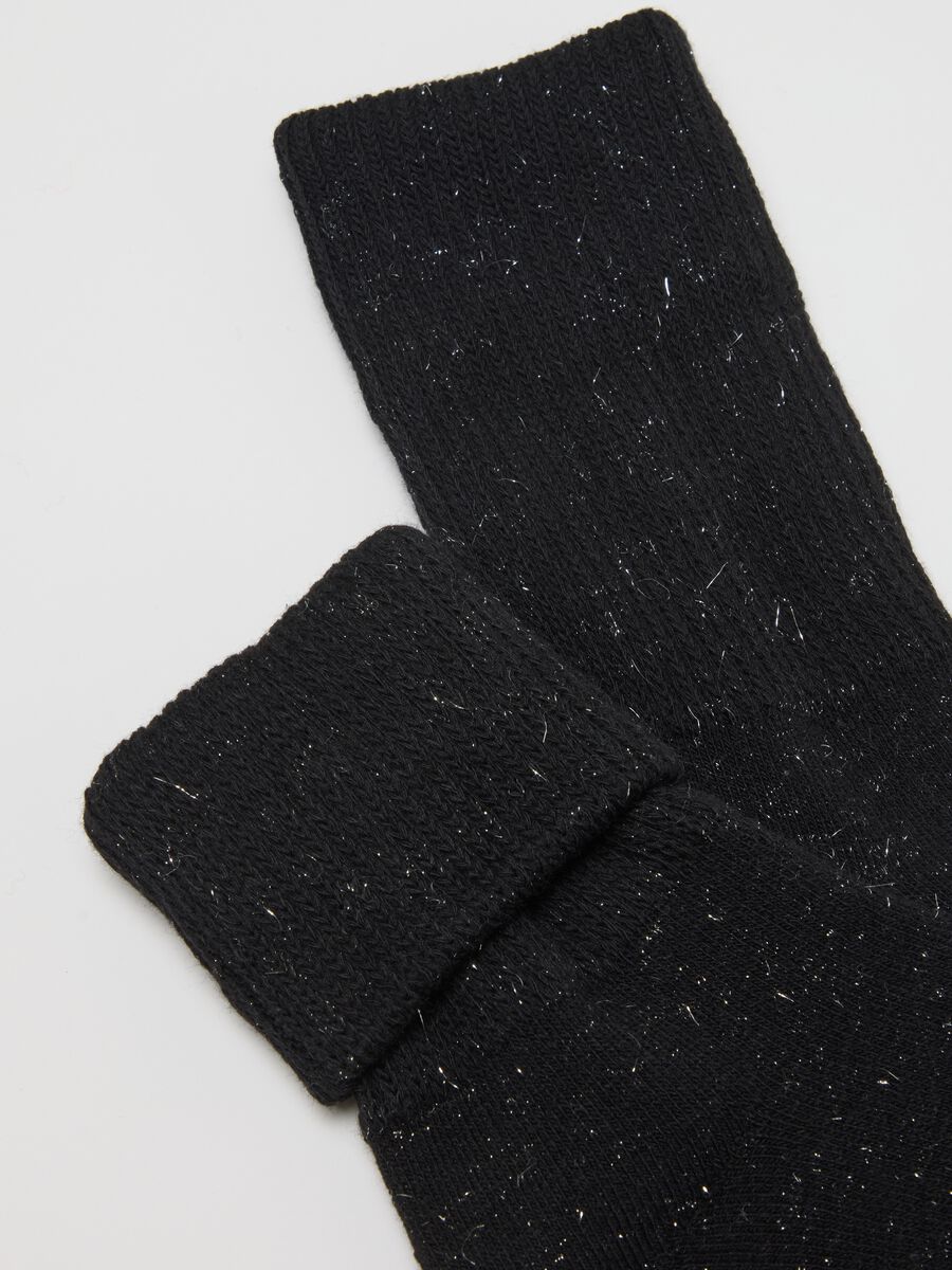 Black socks with metallic fibre_2