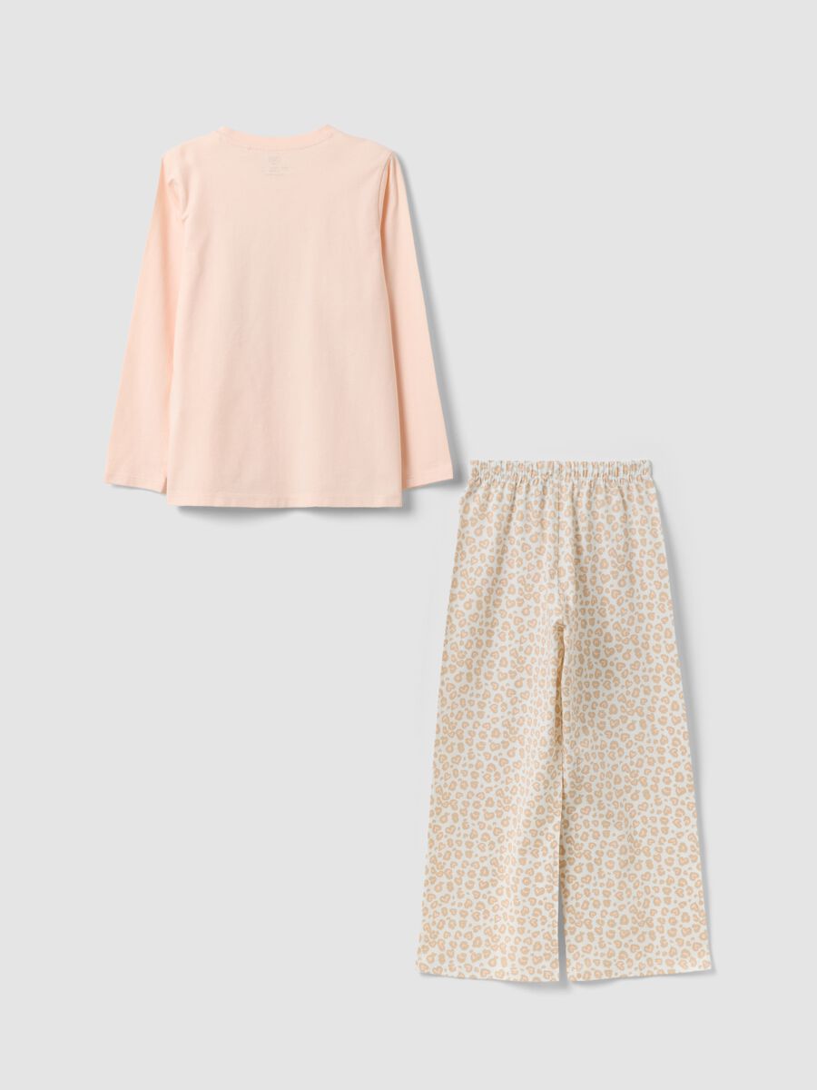 Pink organic cotton pyjamas with print and patterned trousers_1