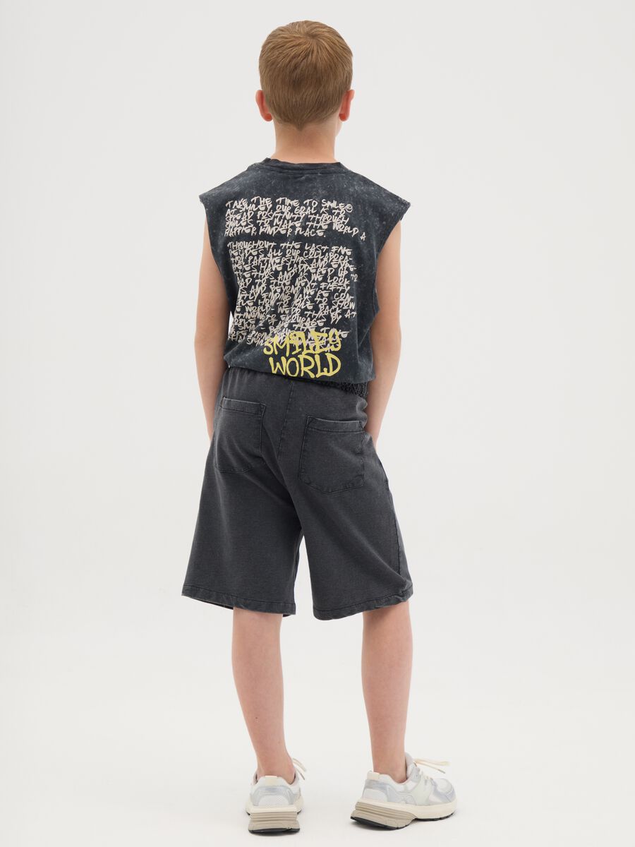 Shorts da ragazzo in puro cotone nero regular fit con dettagli Smiley_1