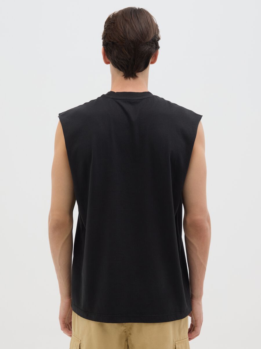 Men’s black regular fit vest top in 100% cotton_3