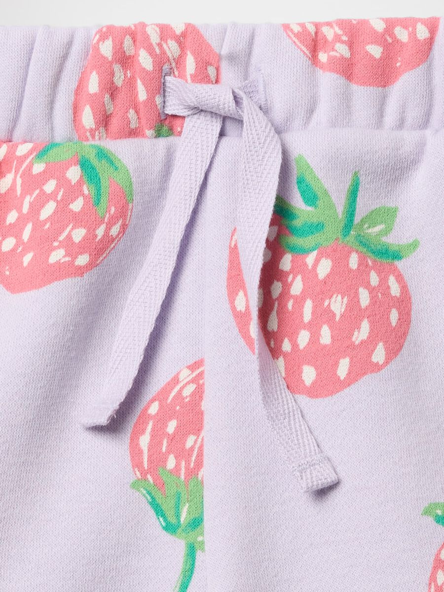 Purple Shorts with Strawberry Print GAP Kids_2