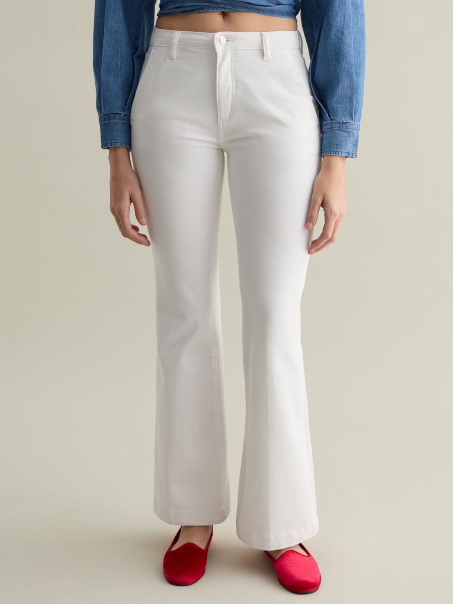 Flare-fit chino trousers in twill_1