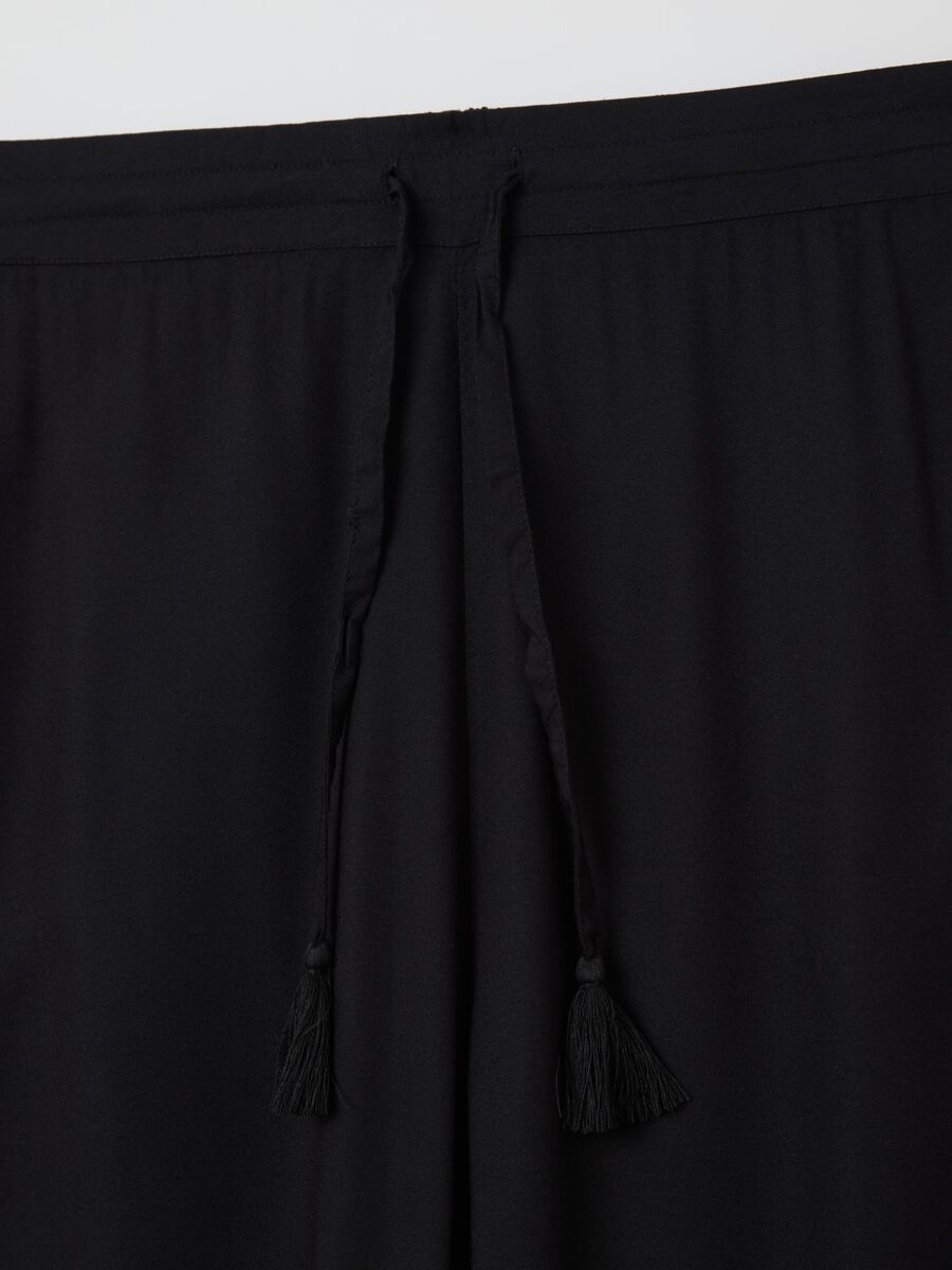 Long black beach cover-up trousers with drawstring_5