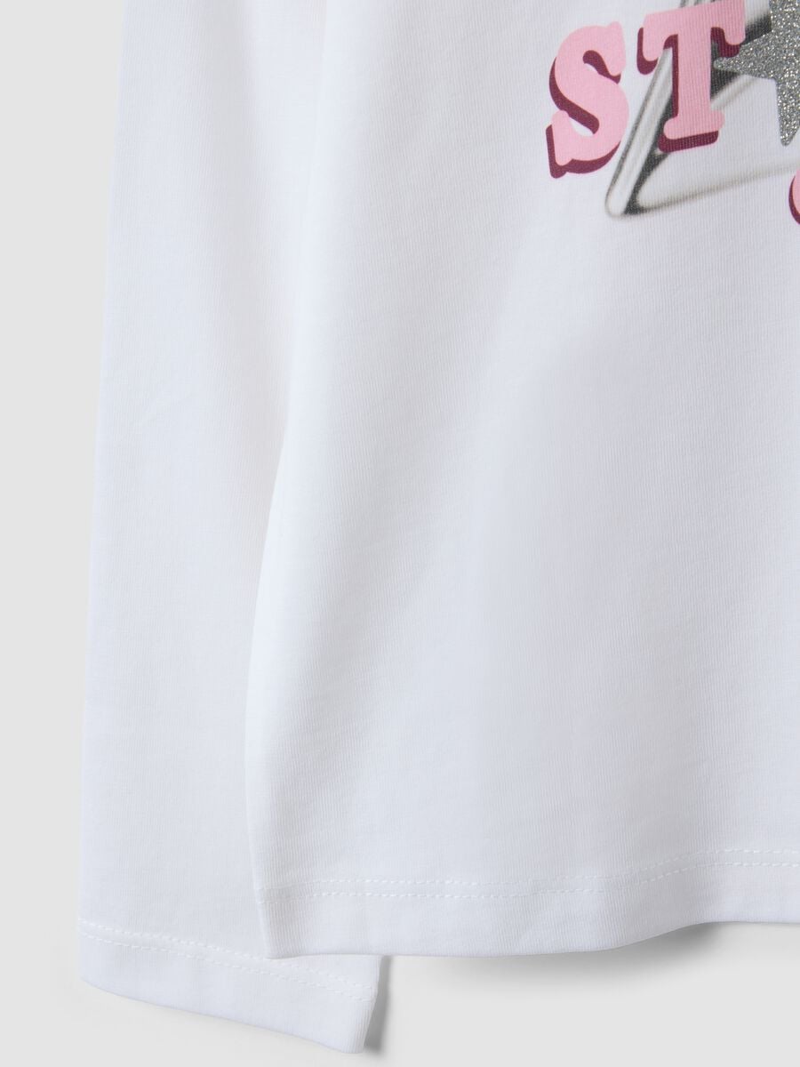 T-shirt rosa in puro cotone organico con stampa stella per bambina_3