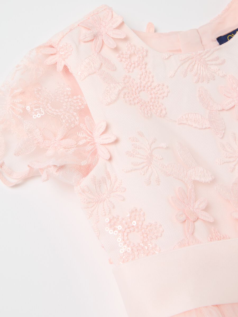 Tulle dress with floral applications_2