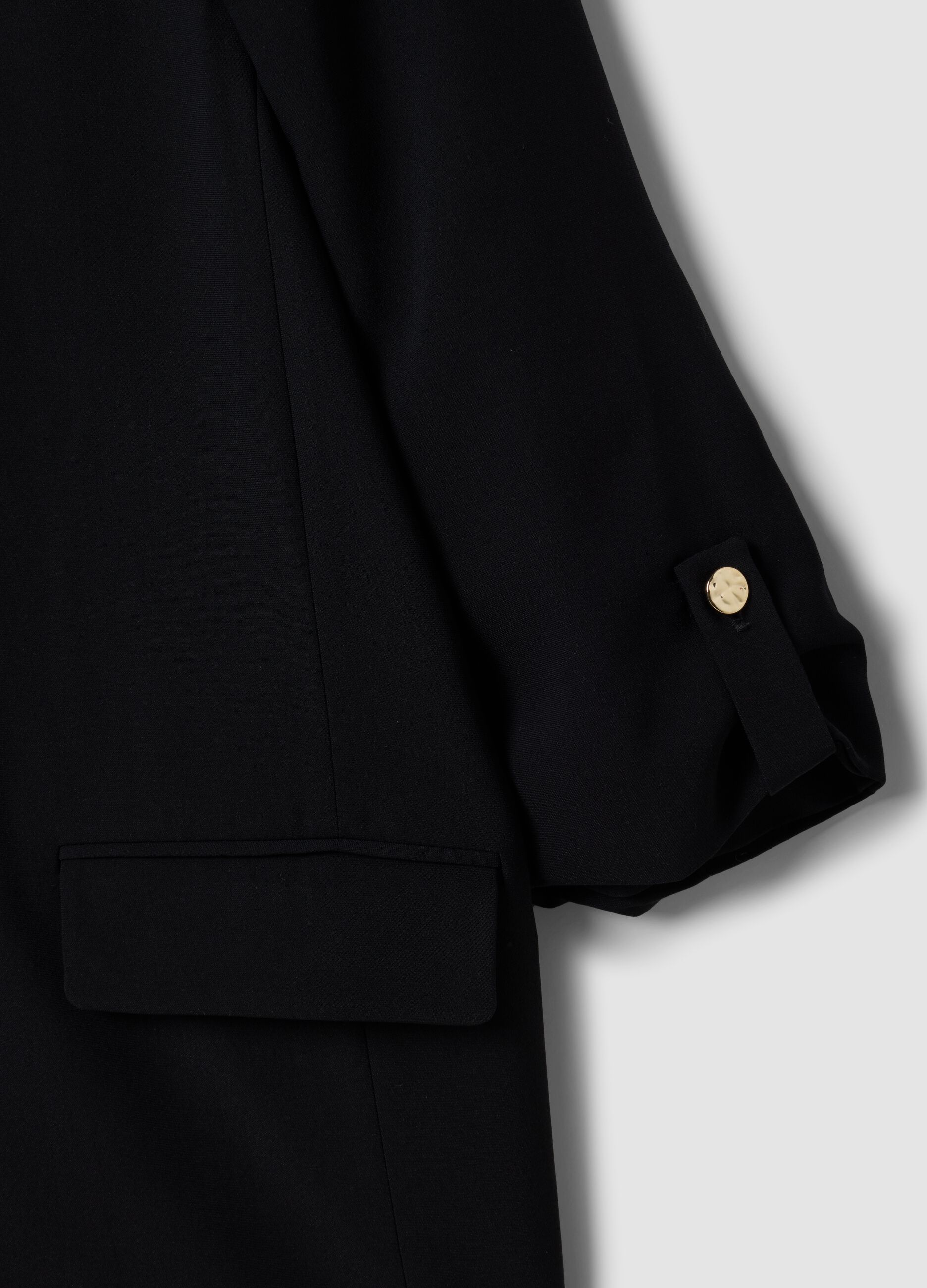 Black regular-fit blazer with lining and classic lapels