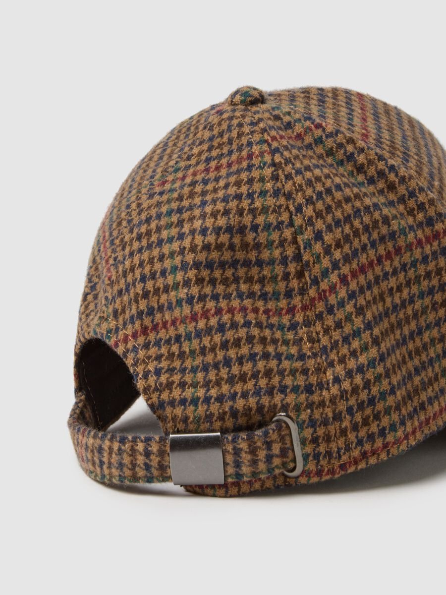Cappello a quadri marrone_1