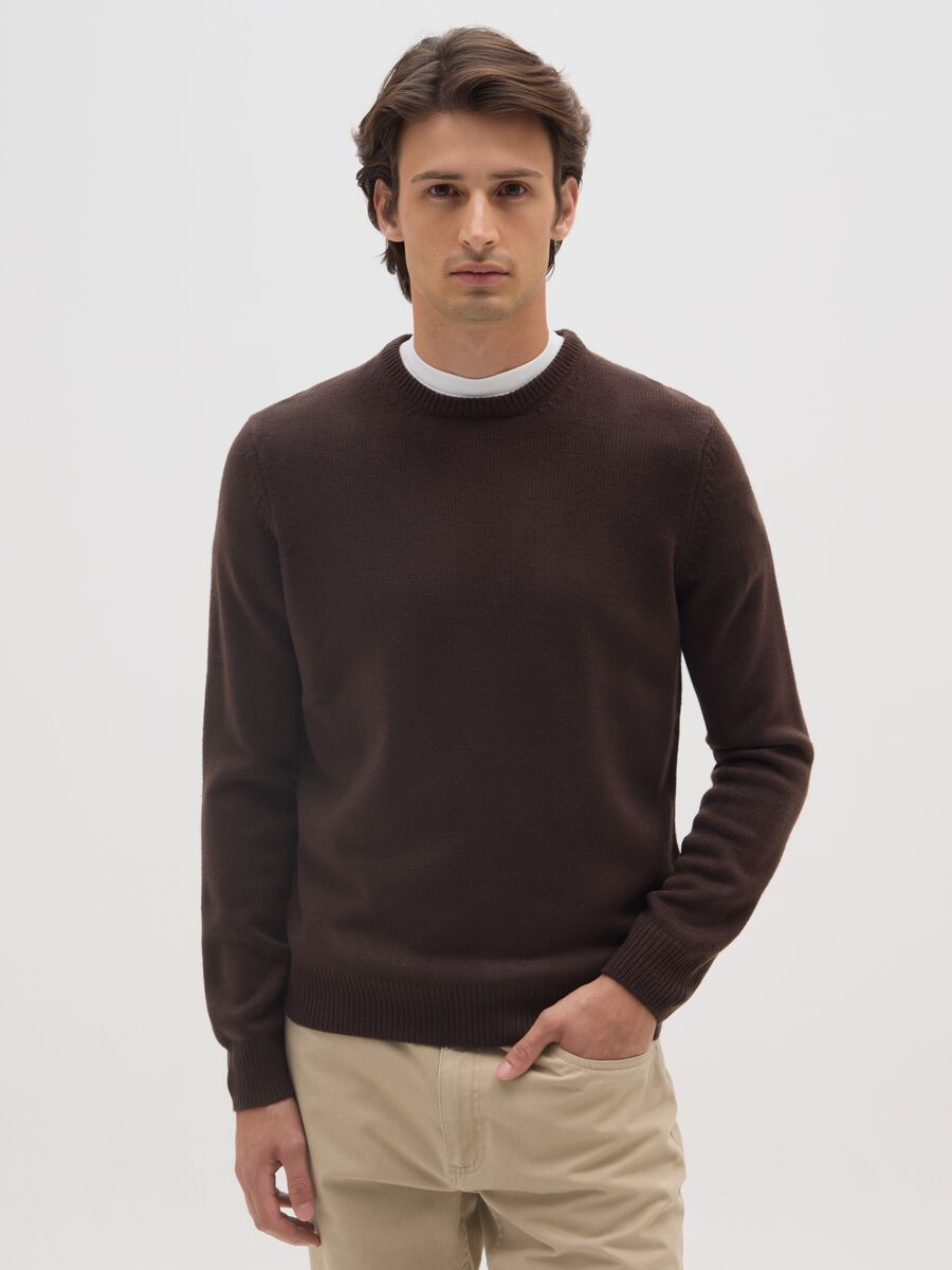 Brown crew neck sweater regular fit_0