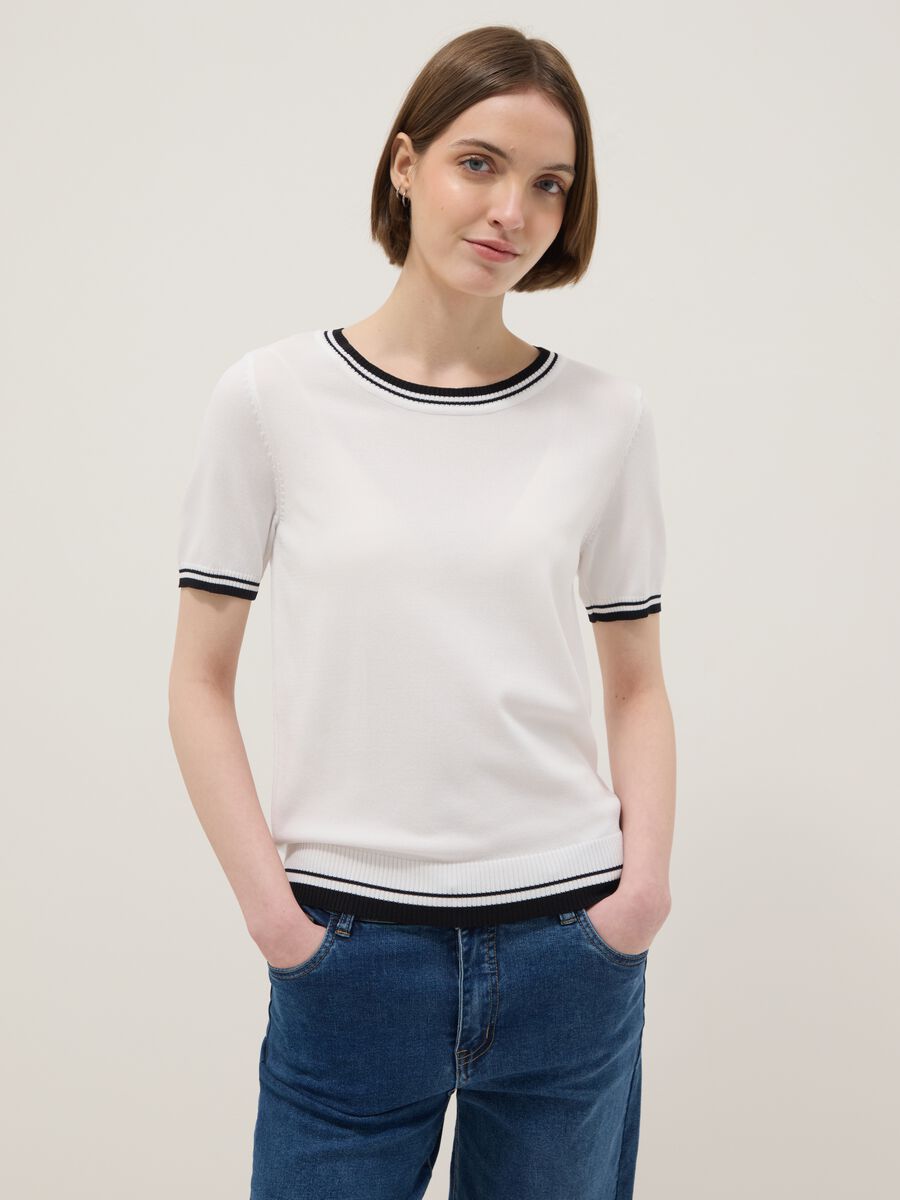 White viscose blend regular fit t-shirt with contrast collar_0