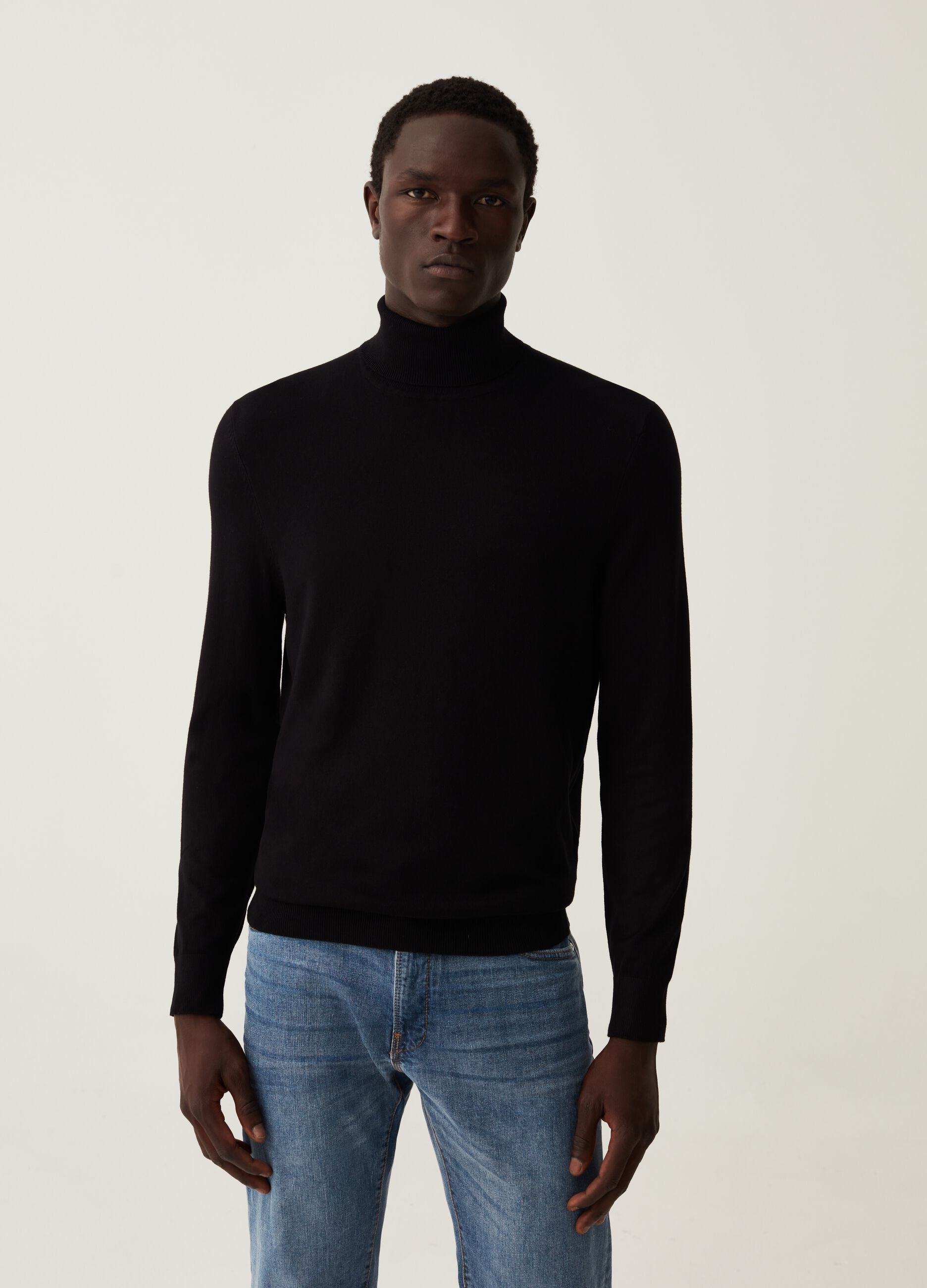 Pullover a collo alto