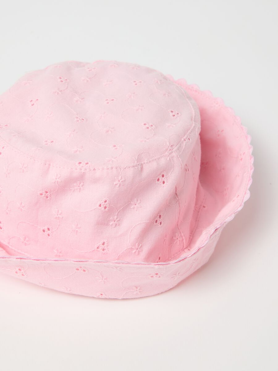 Pink cloche hat in broderie anglaise_1