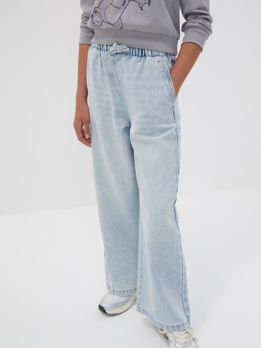 Jeans azzurri wide leg in misto cotone e viscosa per ragazza_2