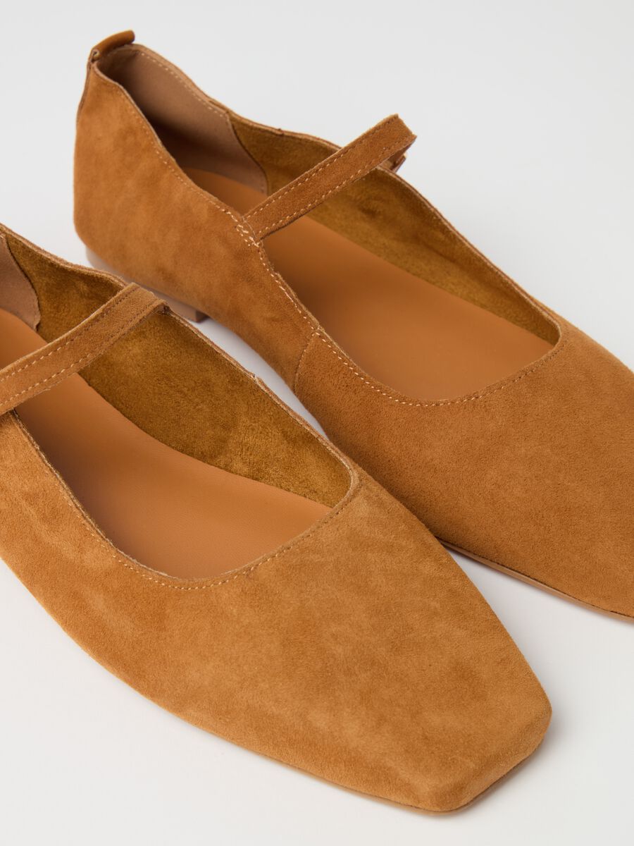 Suede-effect pointed ballerina flat_1