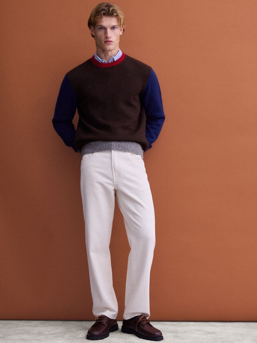 Maglione marrone girocollo in lana e alpaca elasticizzate regular fit_1