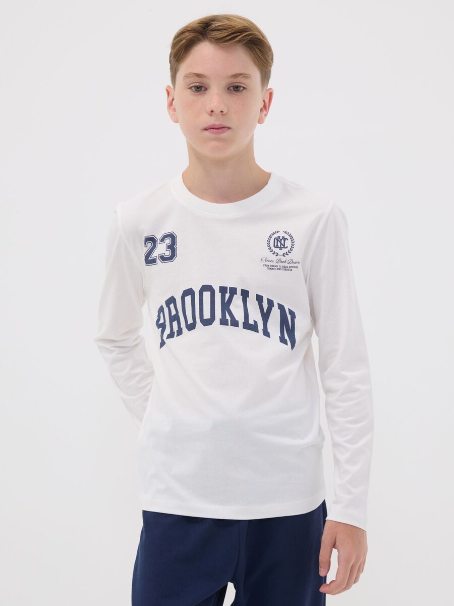 White organic cotton T-shirt with front print for boys_0