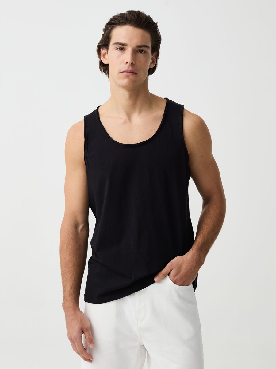 Cotton tank top with raw edges_0