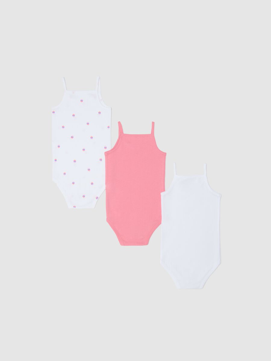 Three-pack sleeveless pink and white bodysuits in organic cotton with print_1