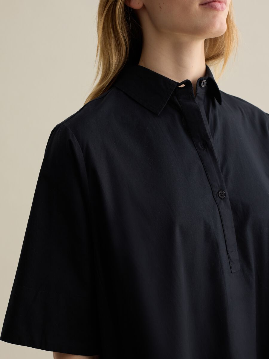 Black shirt dress in poplin_2