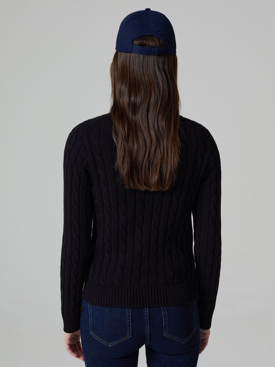 Ribbed pullover with cable-knit design_1