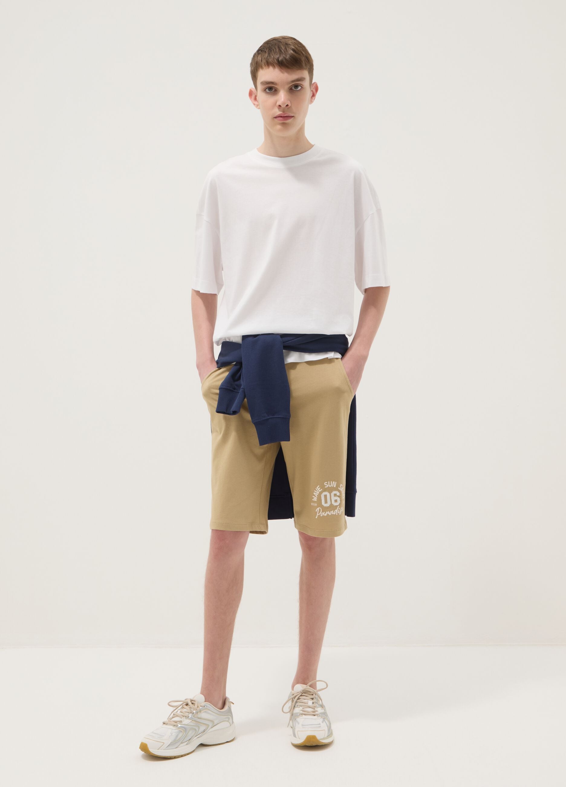 Boys&rsquo; beige pure cotton regular-fit shorts