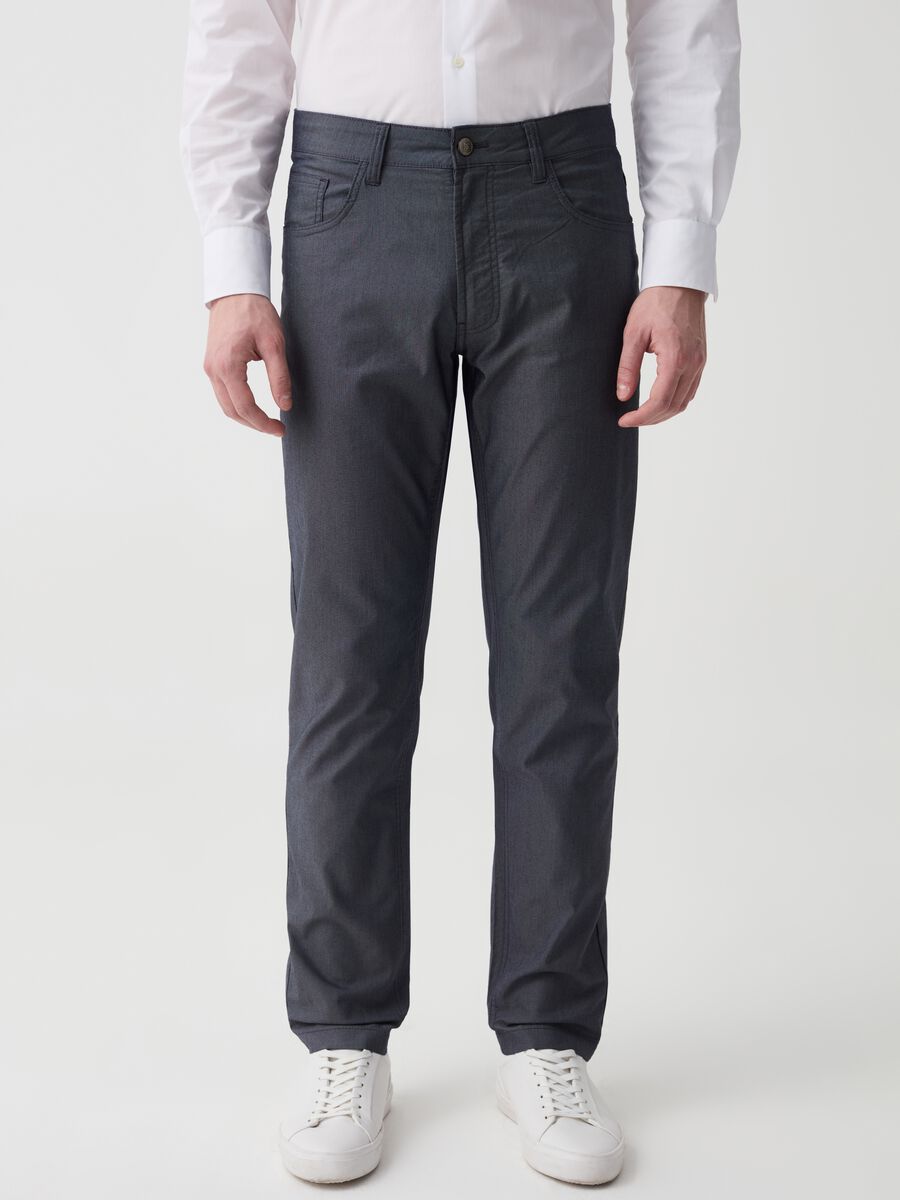 Five-pocket trousers with micro weave_2