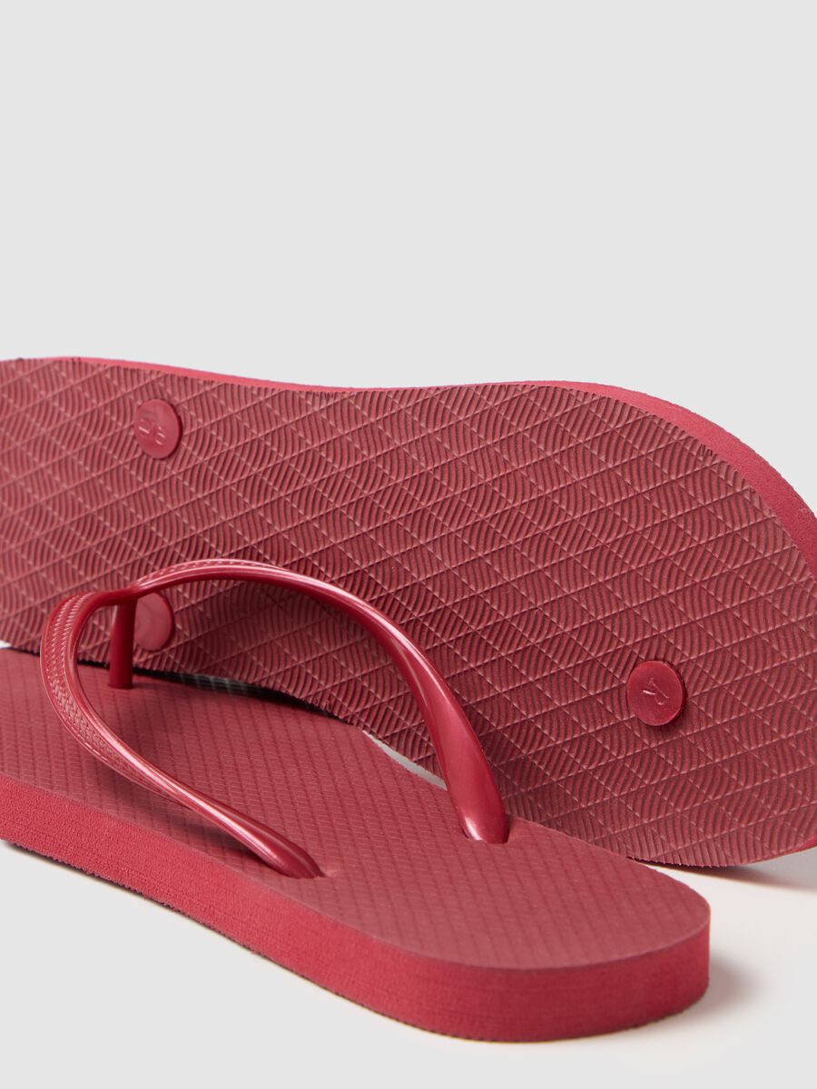 Women’s flip-flop in mixed red material_2