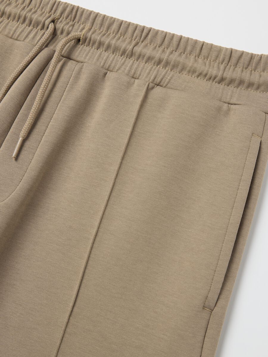 Beige Bermuda joggers in fleece_5