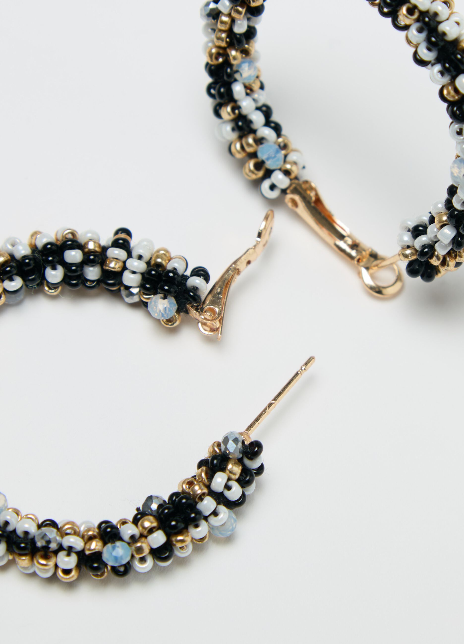 Hoop earrings with beads