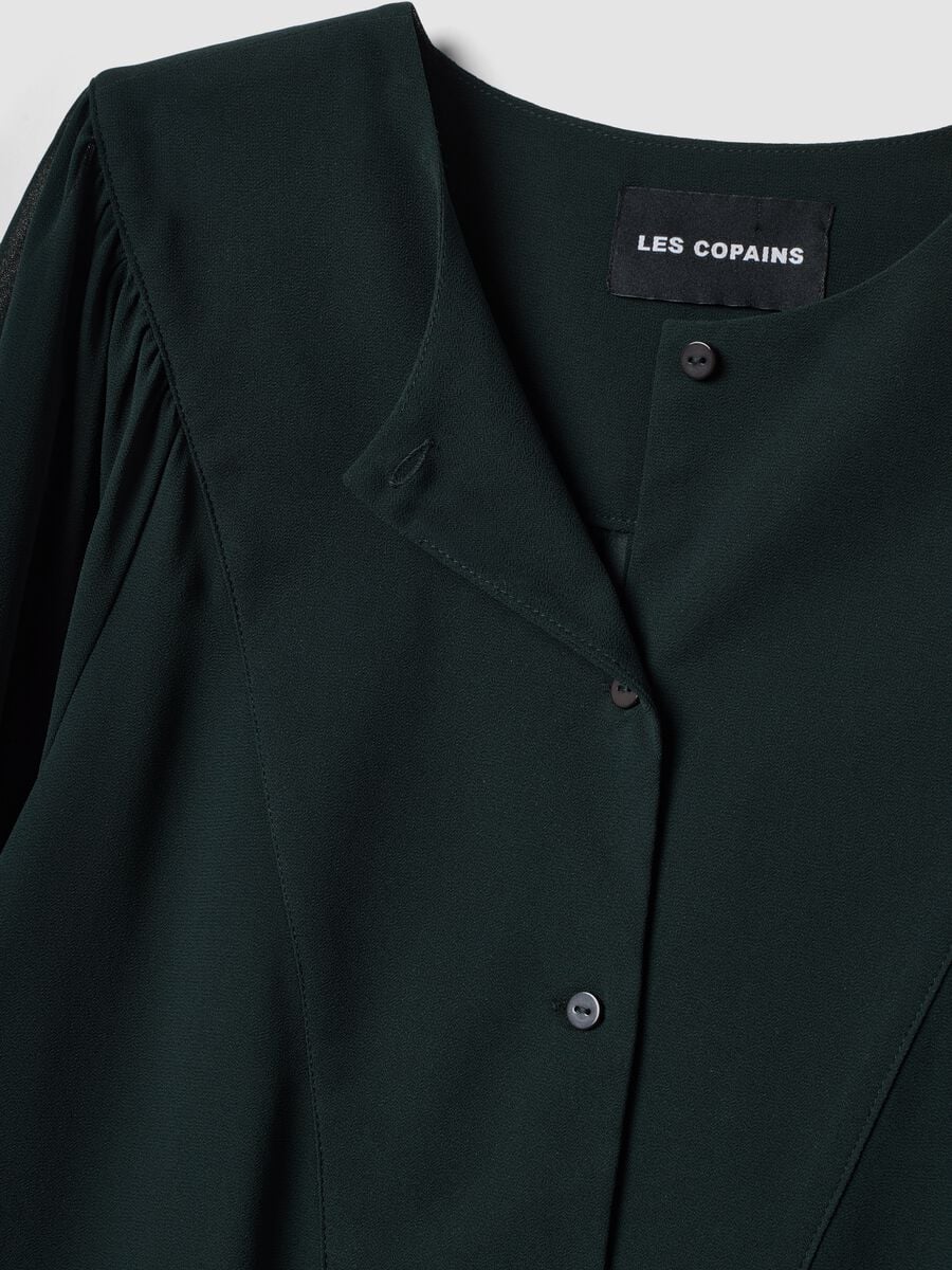 Camicia verde regular fit con bottoni e maniche lunghe_5