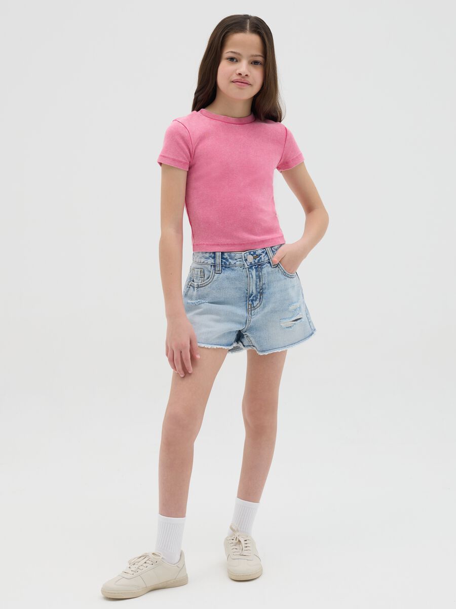 Shorts denim cinque tasche con abrasioni_1