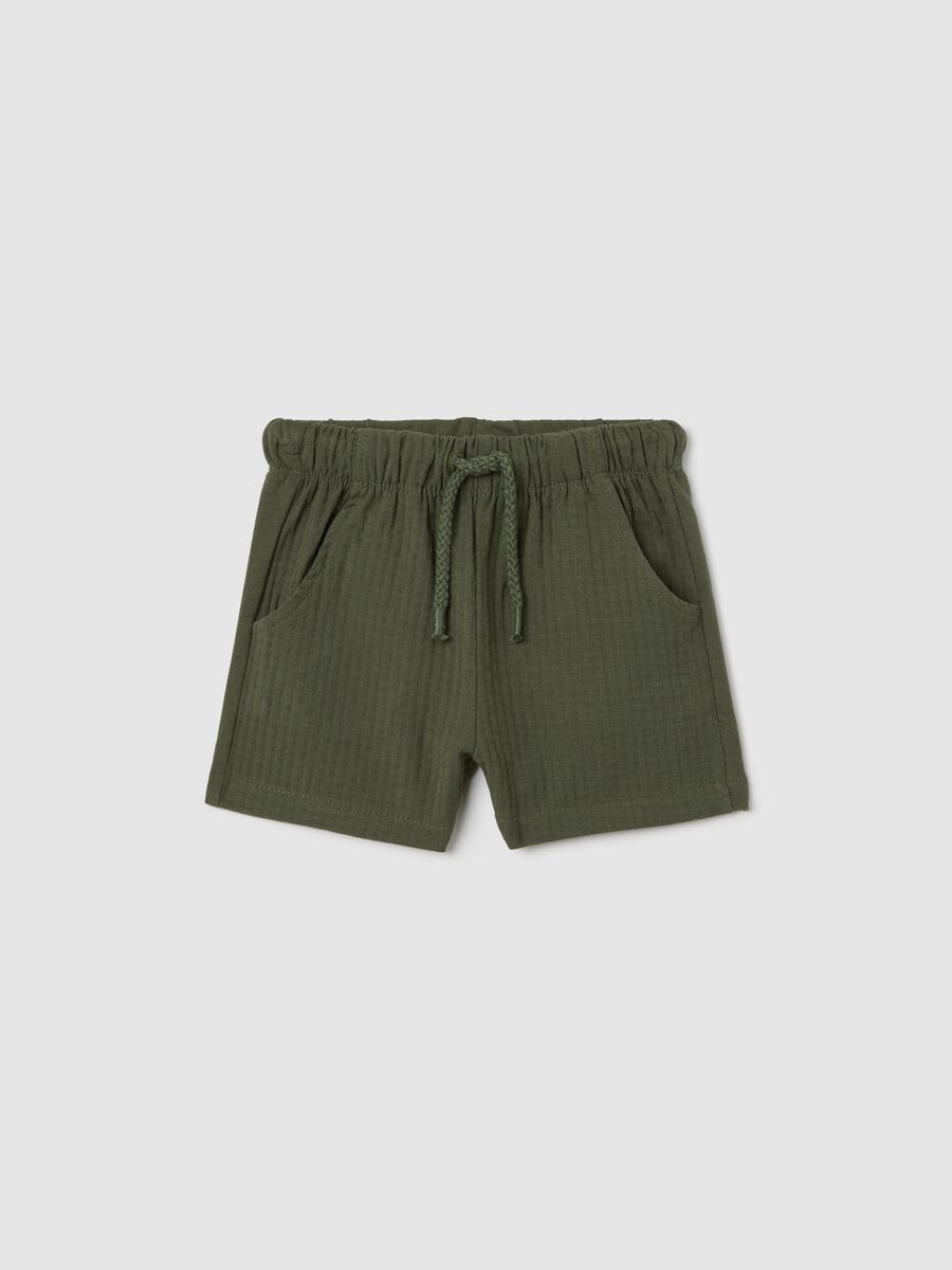 Green Bermuda shorts with drawstring and waffle weave_0