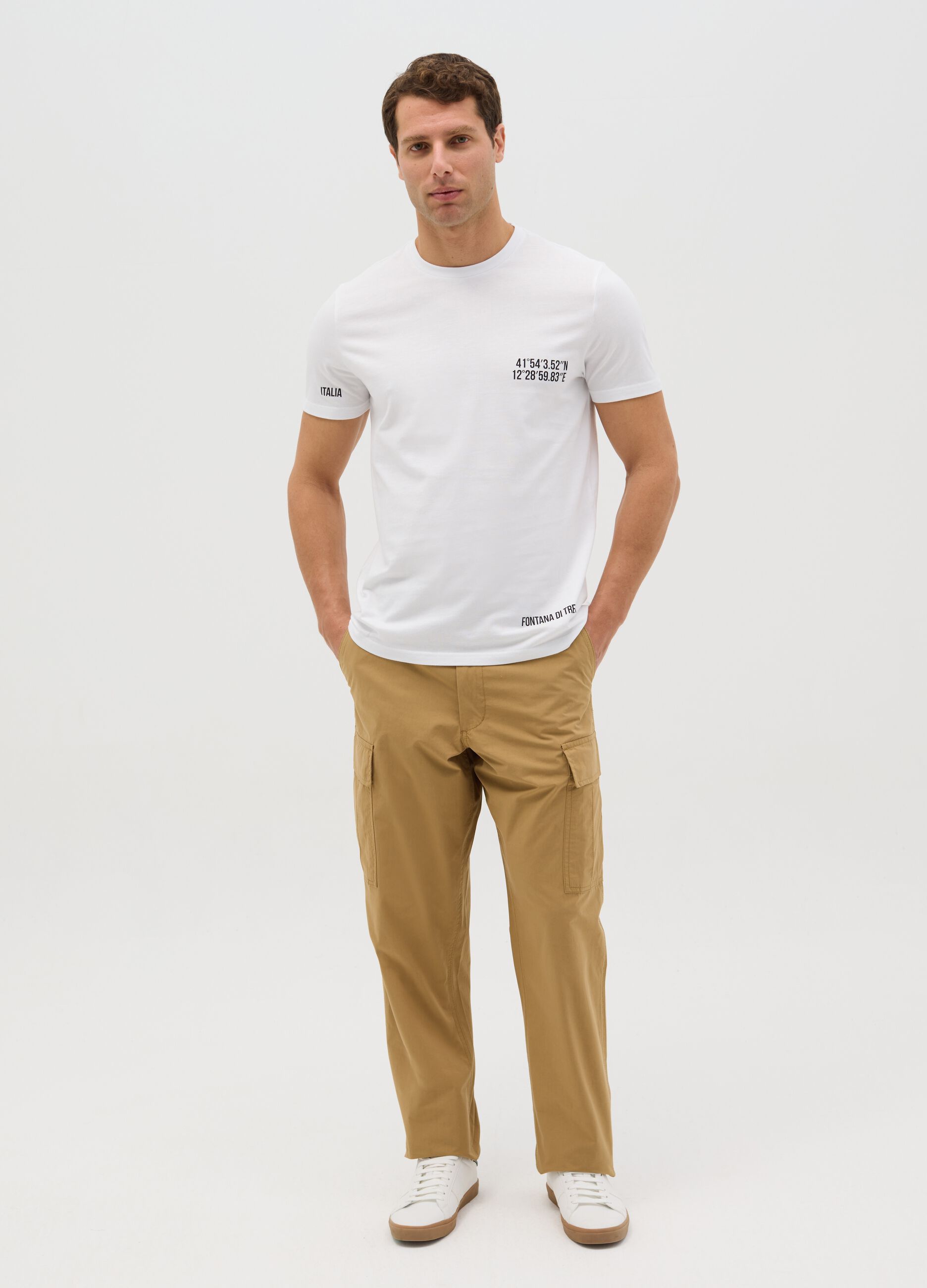 Cotton T-shirt with Trevi Fountain coordinates print