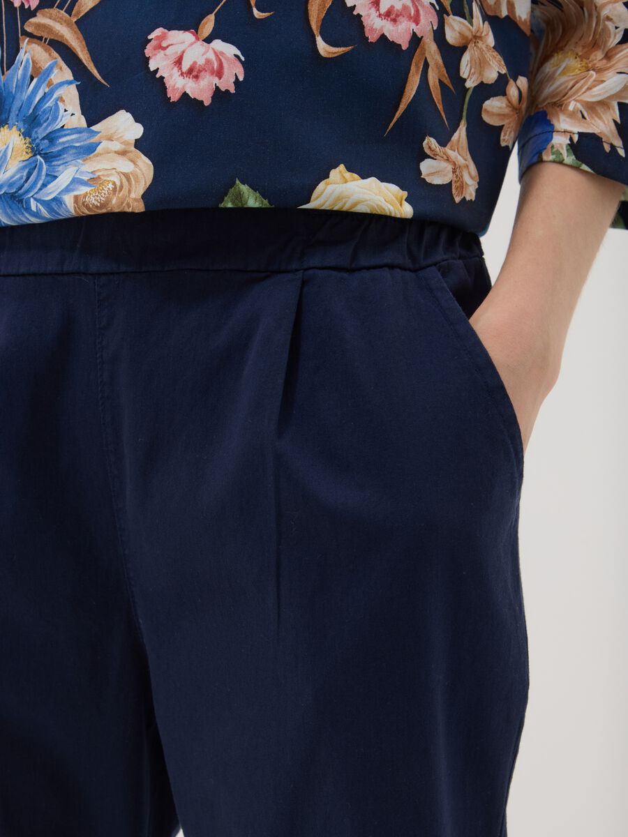 Pantaloni blu in cotone elasticizzato_3