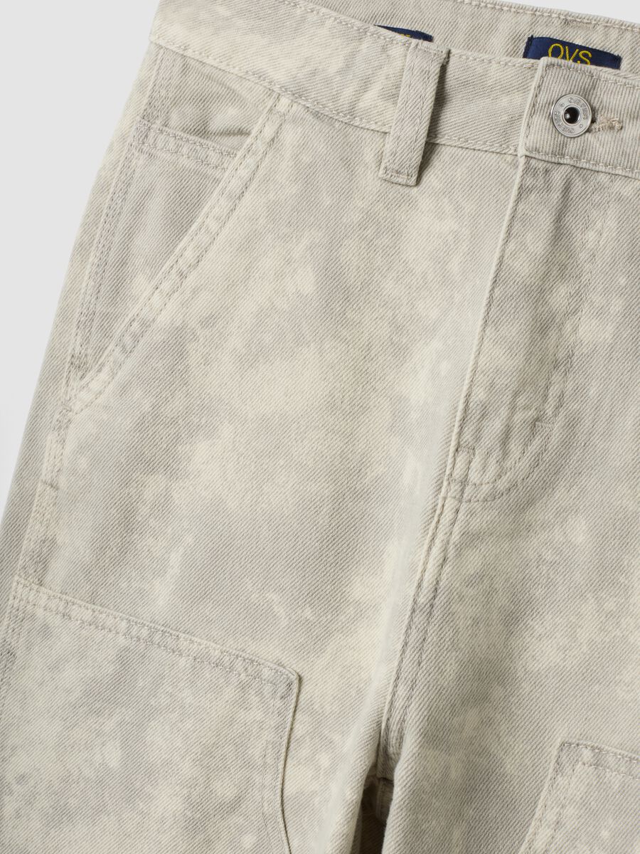 Pantaloni bianchi in puro cotone con stampa sfumata per ragazzo_4
