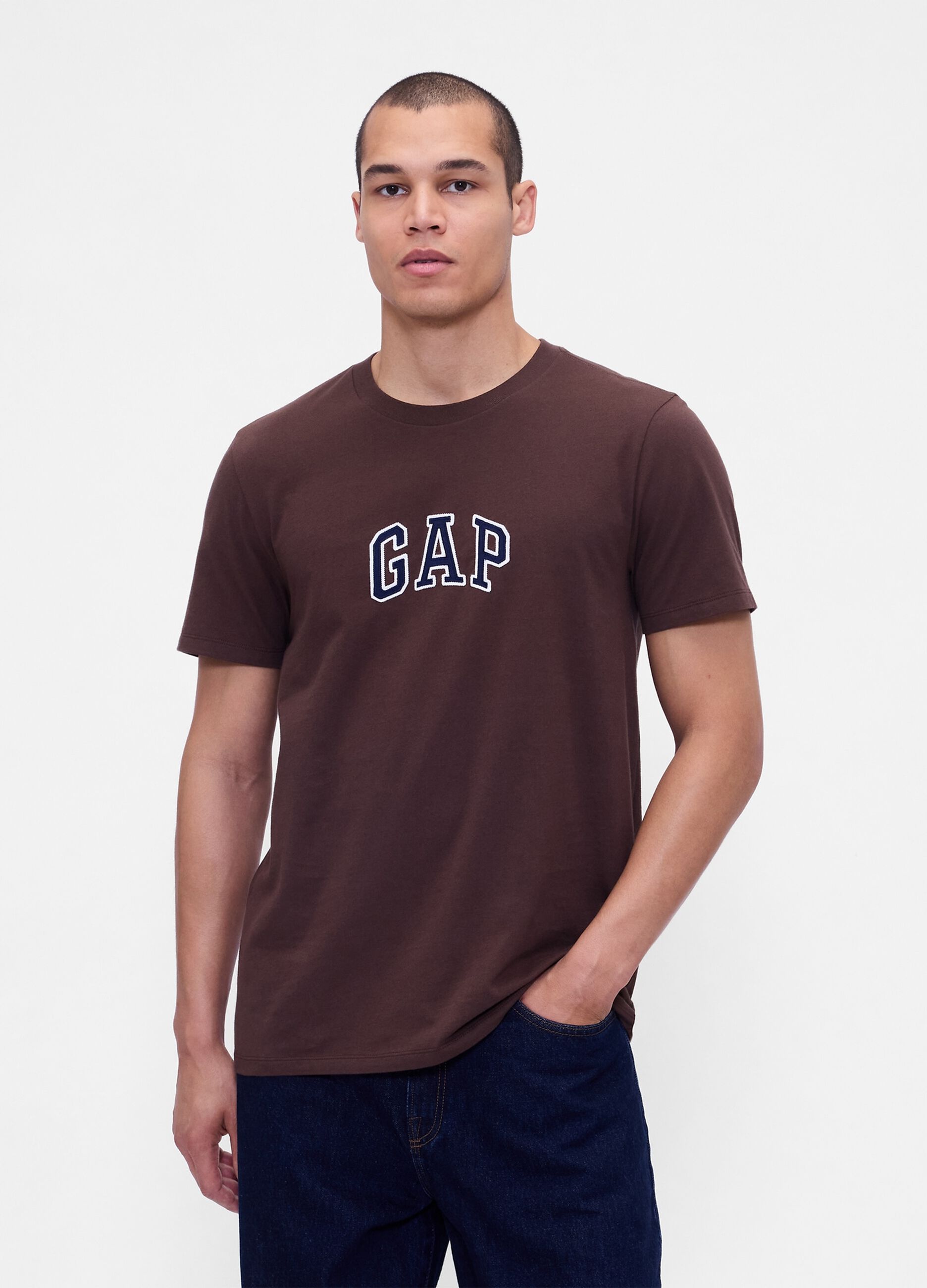 Brown short-sleeved cotton t-shirt