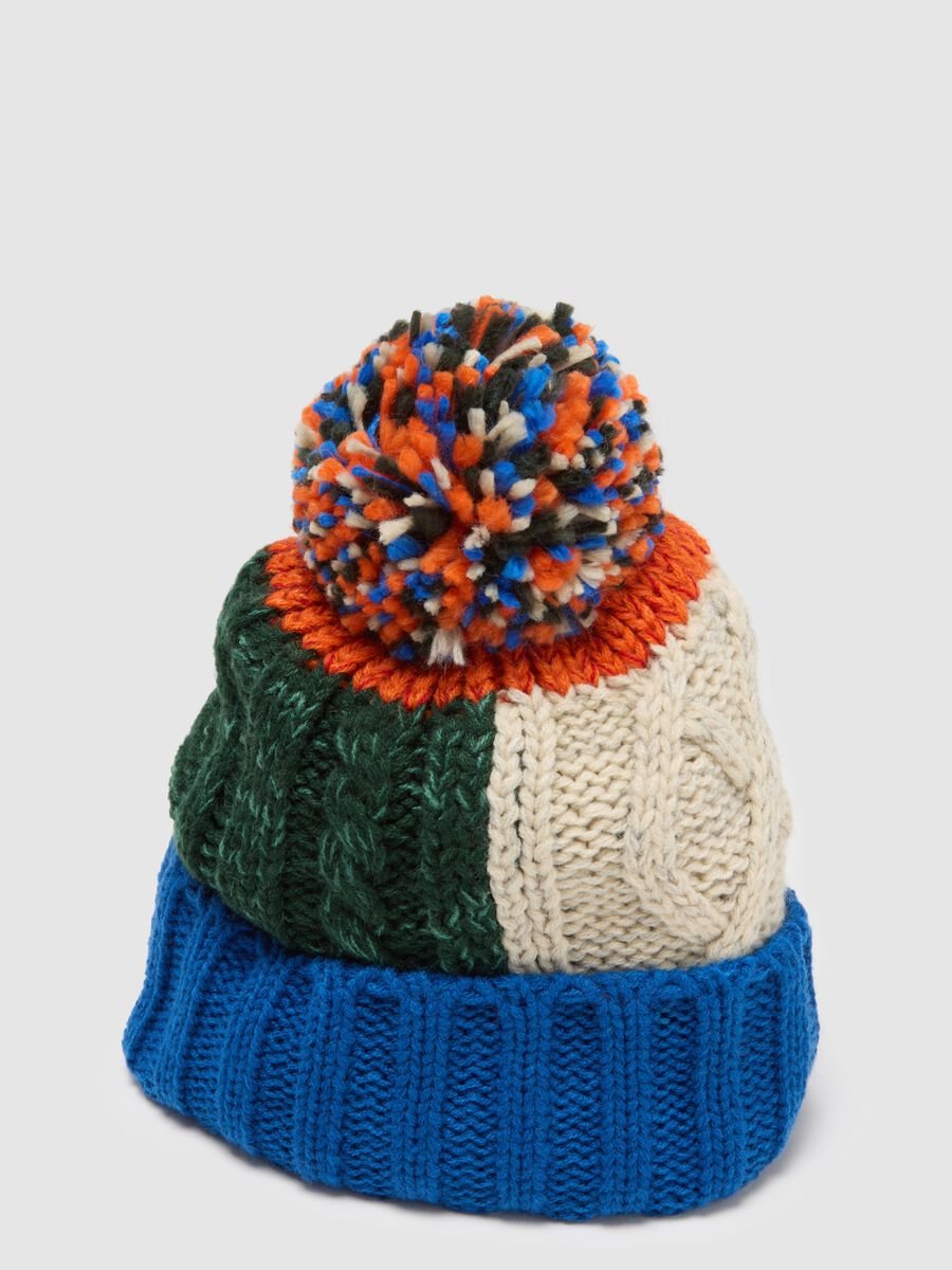 Cappello da bambino multicolor con pon pon_3