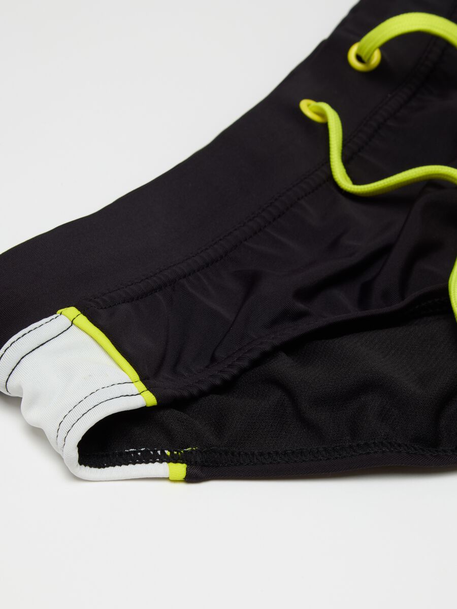 Men's Multicolour Stretch Fabric Briefs_1