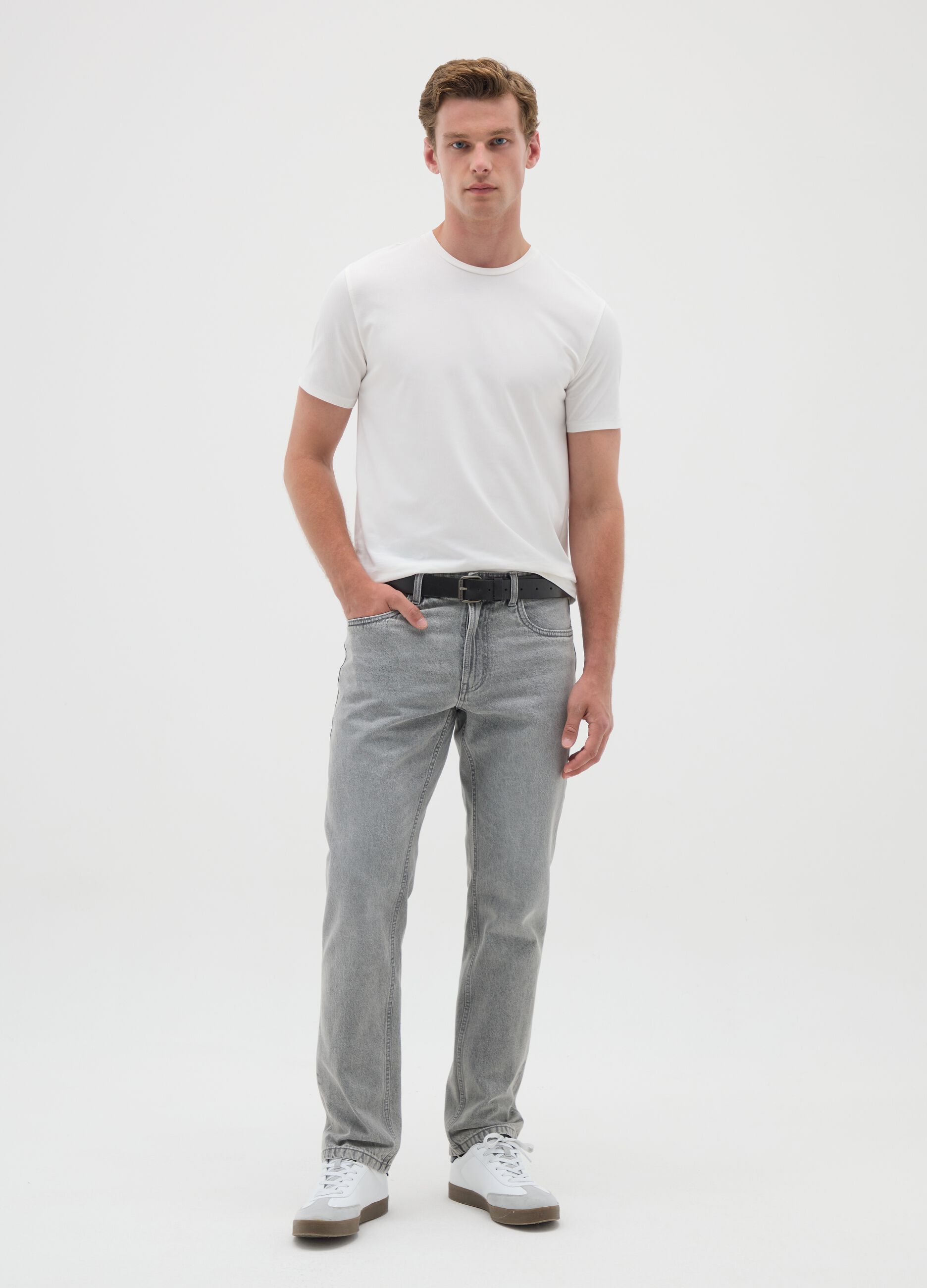 Men's regular fit grey pure cotton jeans