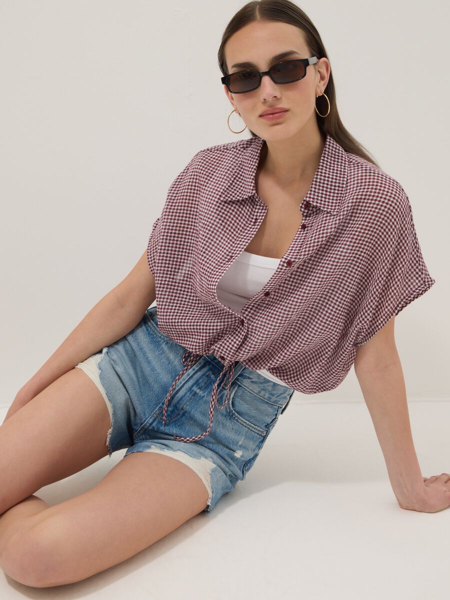 Multicolour gingham crop shirt in stretch cotton_1