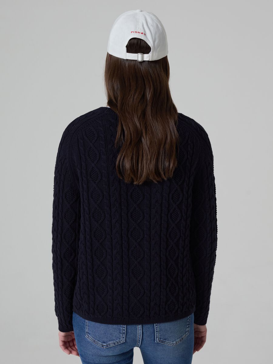 Pullover with woven design_2