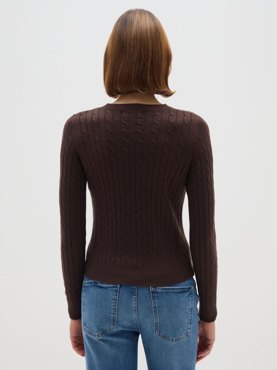 Brown Pullover with Round Neck_2
